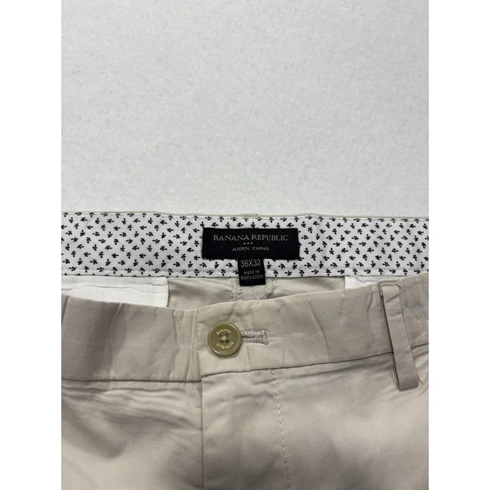 Banana Republic Chino Pants Mens 36x32 Beige Straight Leg Stretch Casual Work
